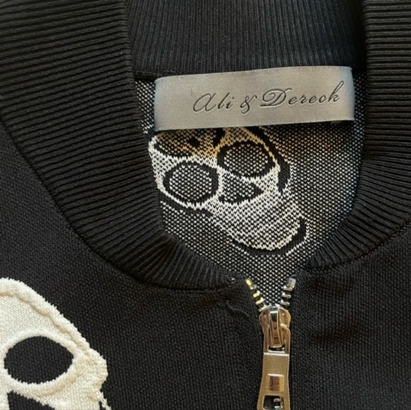 Ali and Dereck Black Skull and Rose Sweater Jacket - Picture 4 of 7